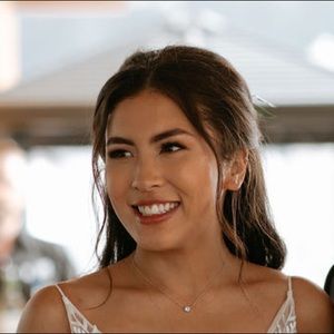 Meet your Posher, Marielle